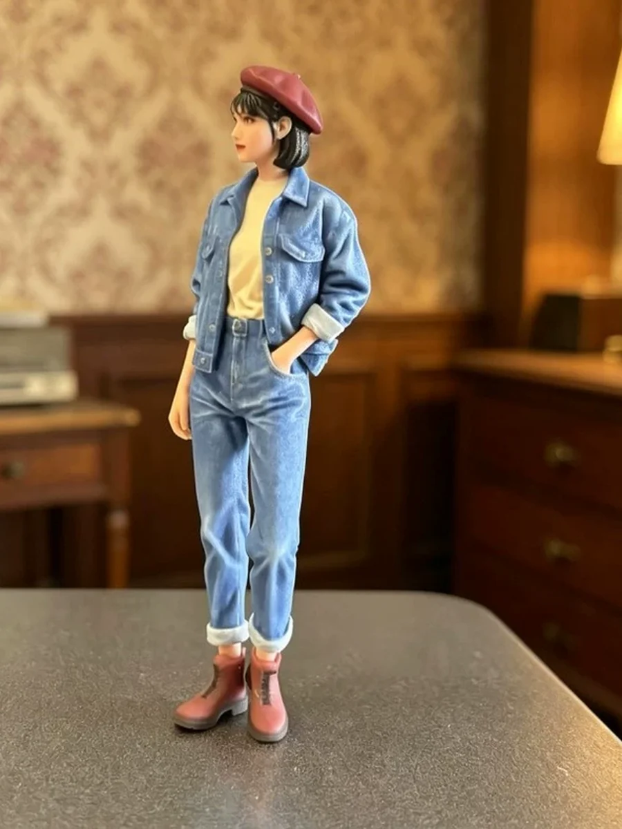 Figurine — Her everyday signature.