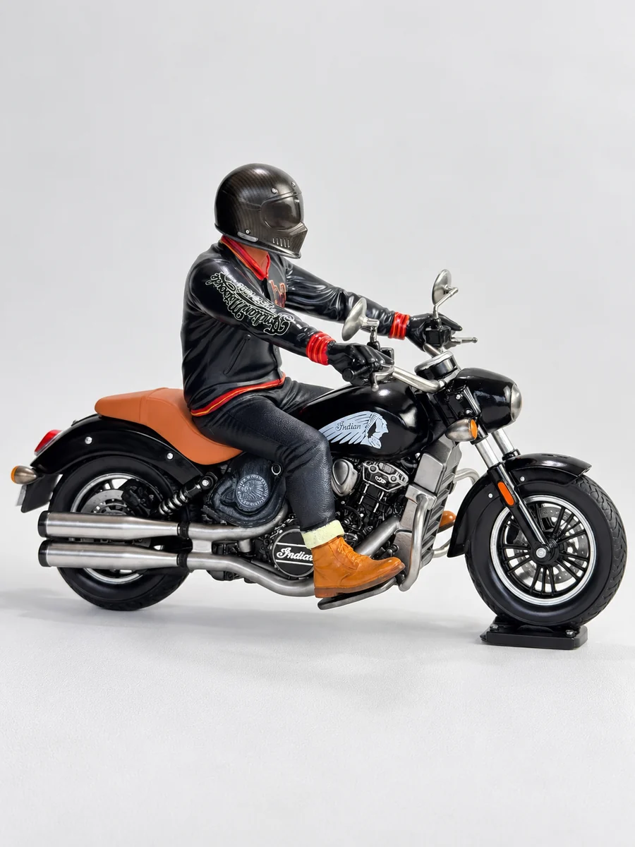 Figurine — The open road, in miniature.